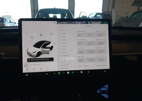 2021 Tesla Model Y Performance Dual Motor All-Wheel Drive from USA, damaged, VIN 5YJYGDEF4MF263473